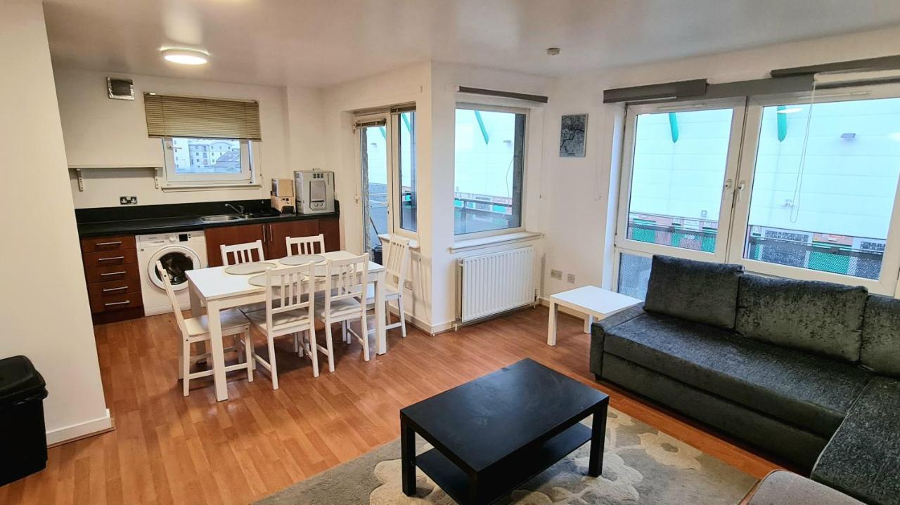 Lovely 3 Bedroom Apartment - Free Parking EDI Eksteriør billede