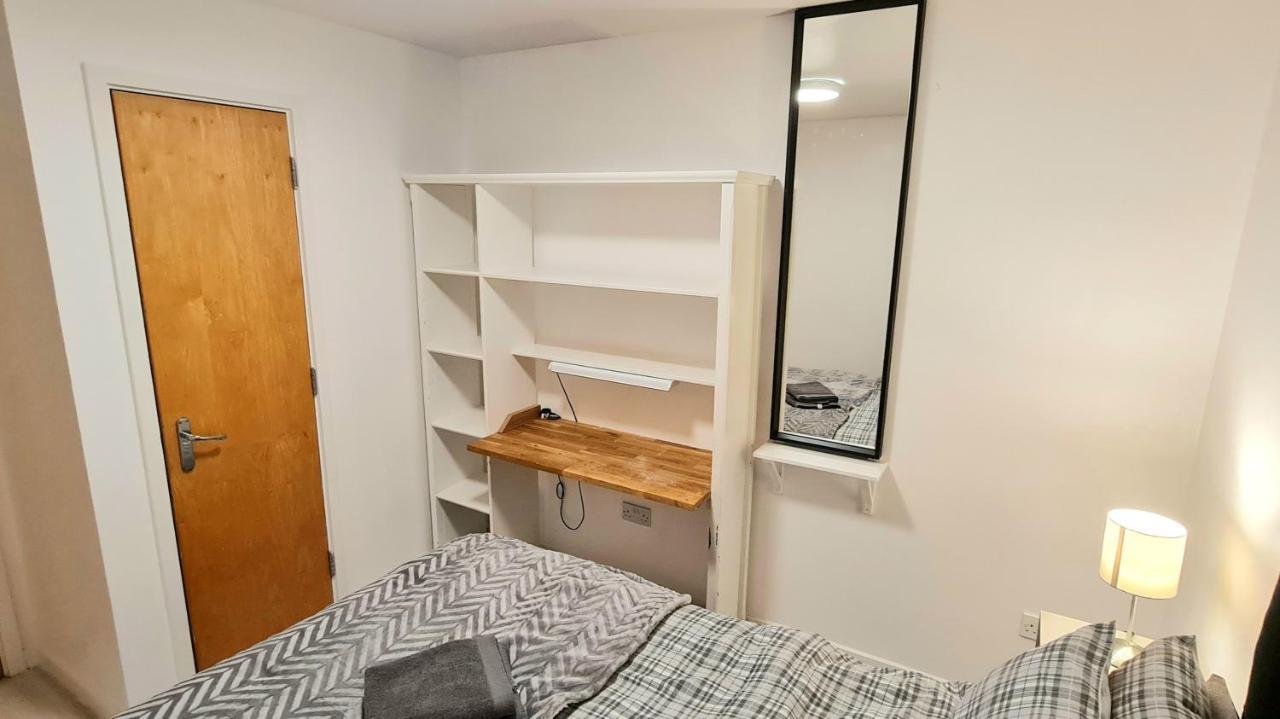 Lovely 3 Bedroom Apartment - Free Parking EDI Eksteriør billede