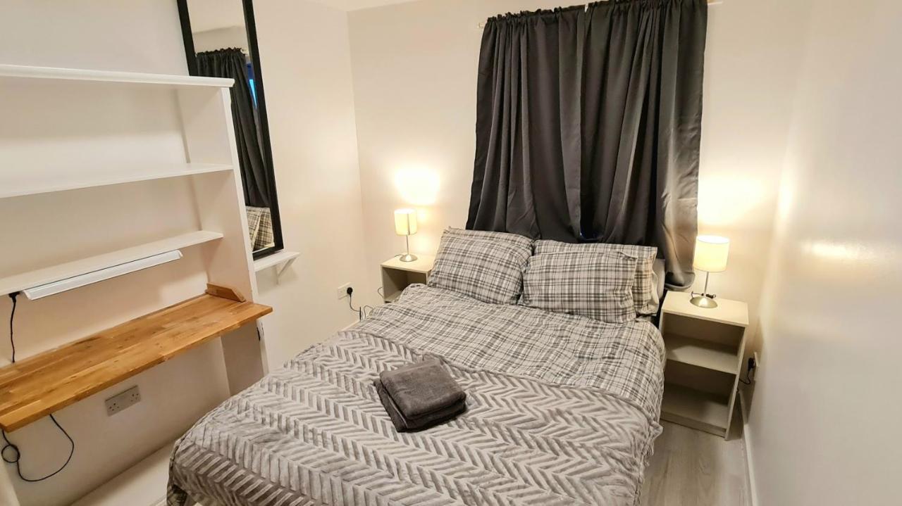 Lovely 3 Bedroom Apartment - Free Parking EDI Eksteriør billede